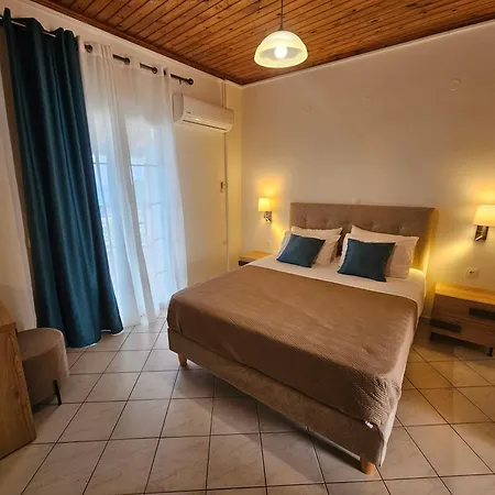 Fotini's - Пелекас