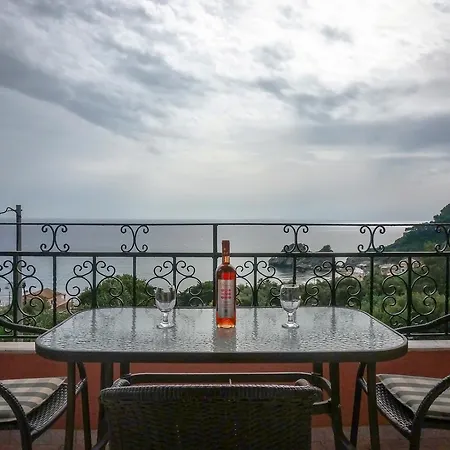 Fotini's - Пелекас